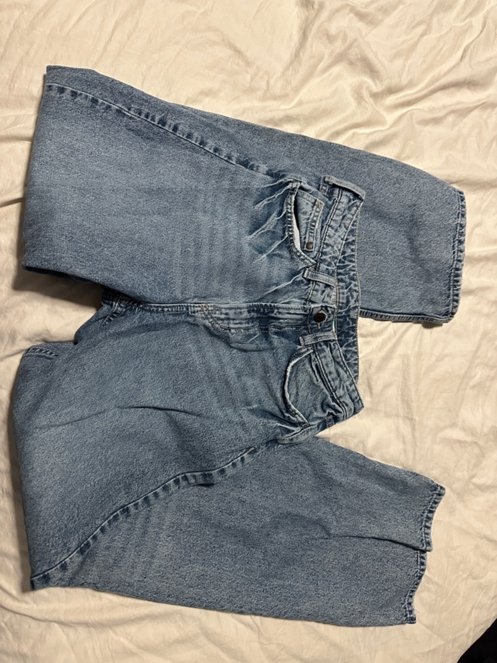 Women’s Boyfriend Jeans in Light Blue Wash